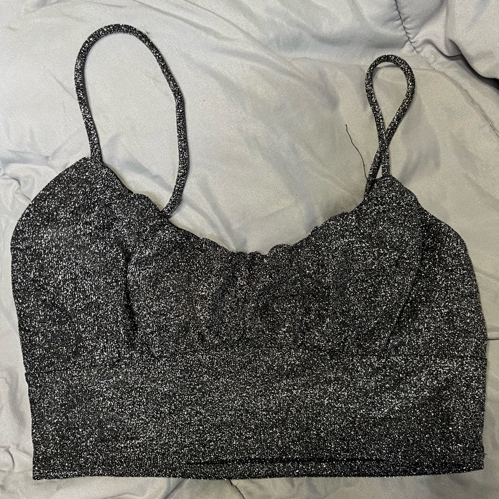 xs cropped target shirt